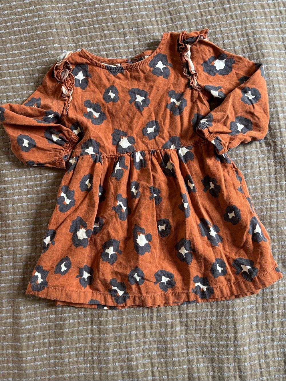 Simple Joys by Carter’s Toddler Girl 2T Rust Abstract Print Ruffle Long Sleeve